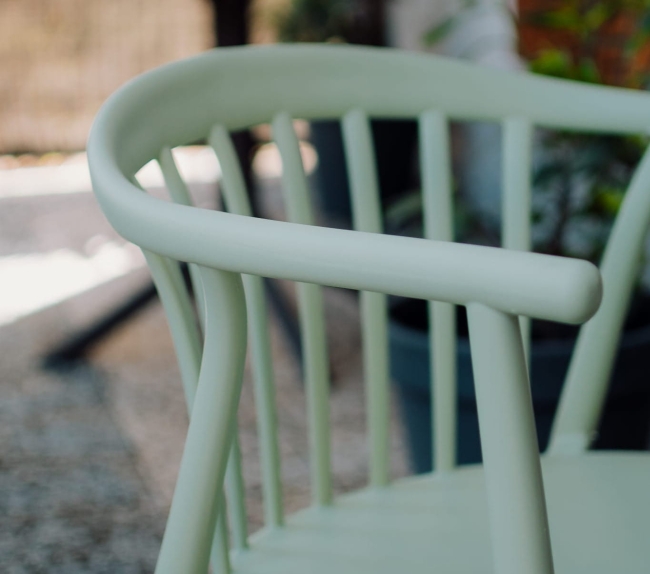 nowoczesne krzesło plastikowe RIVA miętowe