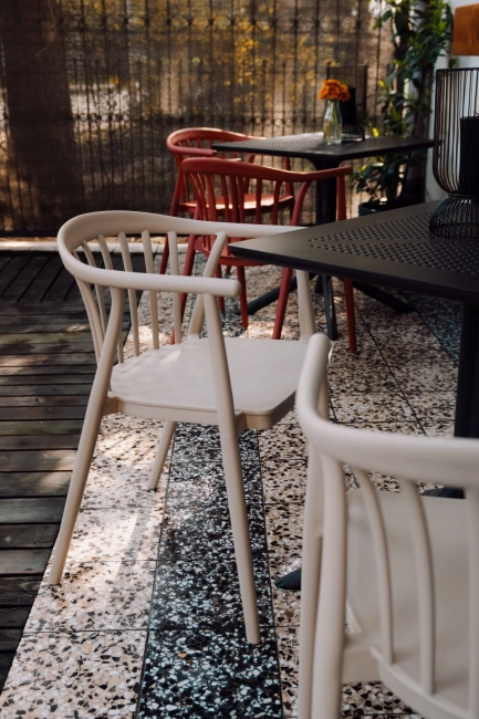 Zestaw 4szt. Krzesło Ogrodowe RIVA beżowe