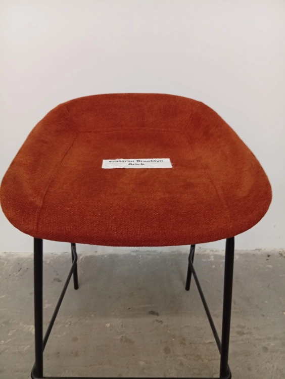 Półhoker Tapicerowany ENZO 60cm noga slim Brooklyn Brick Outlet