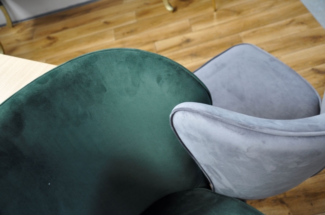 krzesło z obrotowym siedziskiem CLEO