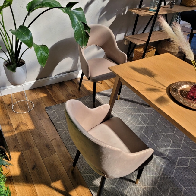 krzesło z podłokietnikiem ZOYA-2 noga czarna