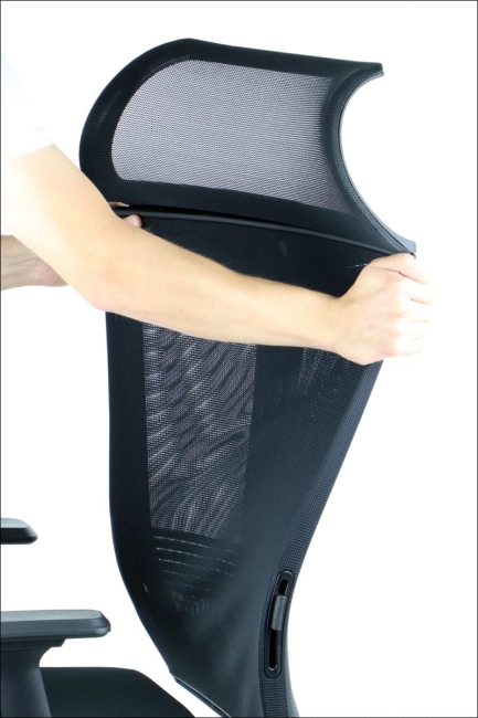 Fotel ergonomiczny RYDER z mechanizmem samoważącym czarny