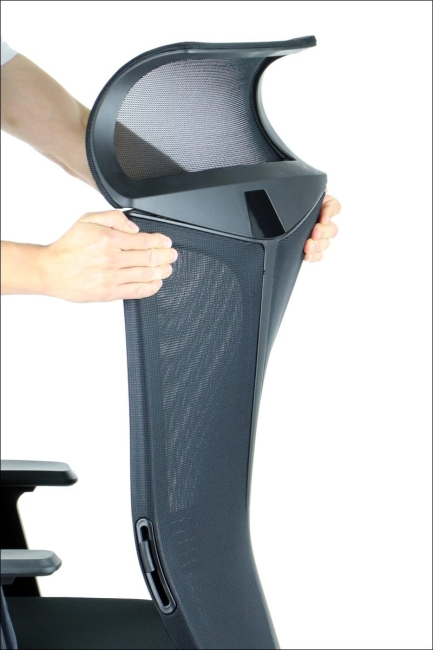 Fotel ergonomiczny RYDER z mechanizmem samoważącym czarny