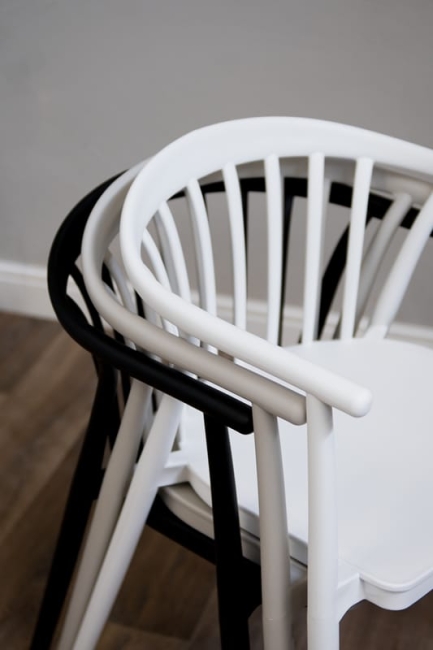 nowoczesne krzesło plastikowe RIVA miętowe